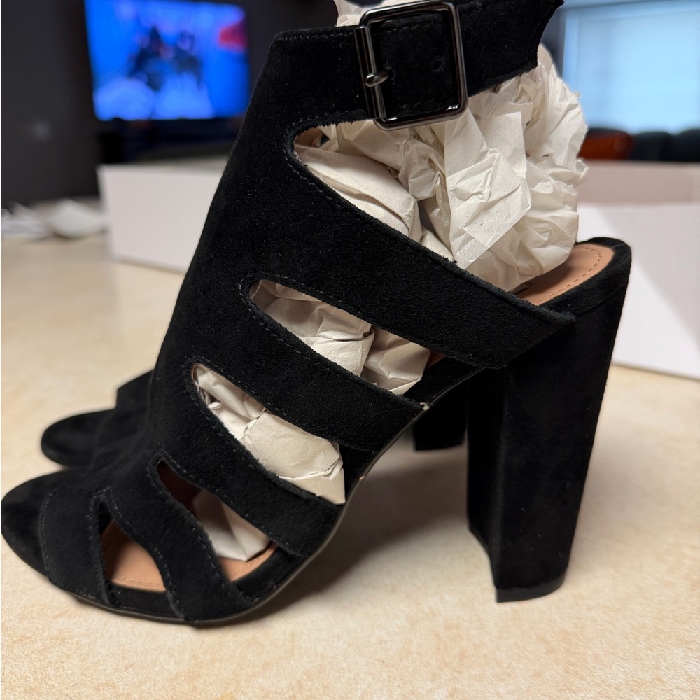Steve Madden Black Strappy Heels